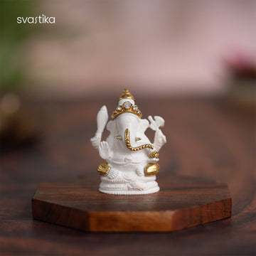 Four-Armed Vighnaharta Ganesha Idol for Car Dashboard