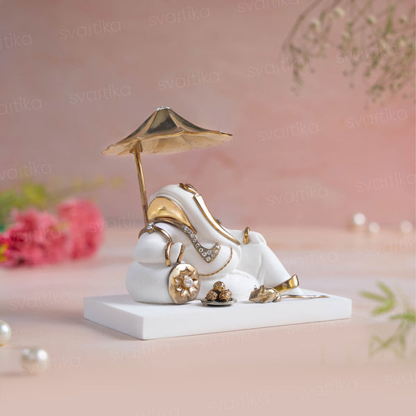 ganpati with umbrella for car