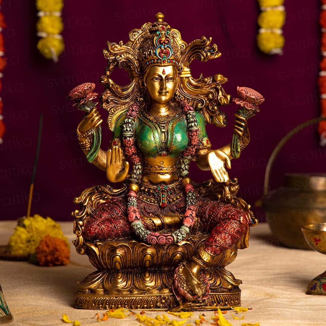 lakshmi maa murti antique finish for navratri pooja