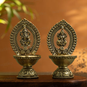 Brass Lakshmi Ganesh Diya Set (4.5 Inch)