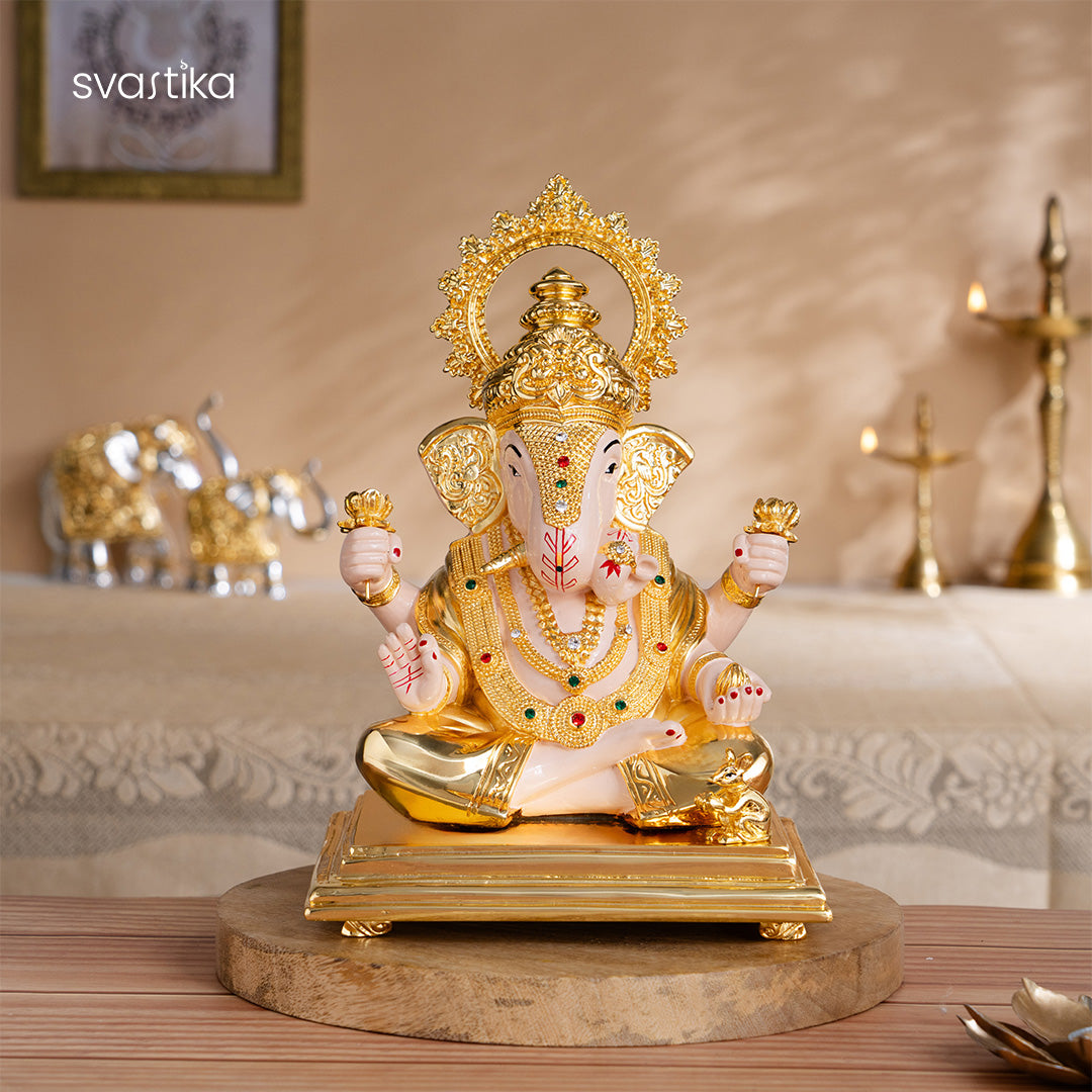 Dagdusheth Halwai Ganpati Murti 