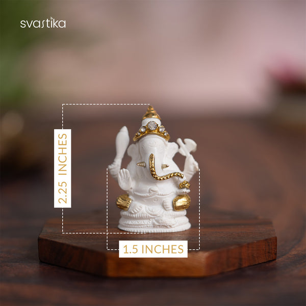 Four-Armed Vighnaharta Ganesha Idol for Car Dashboard (2.25 Inch)
