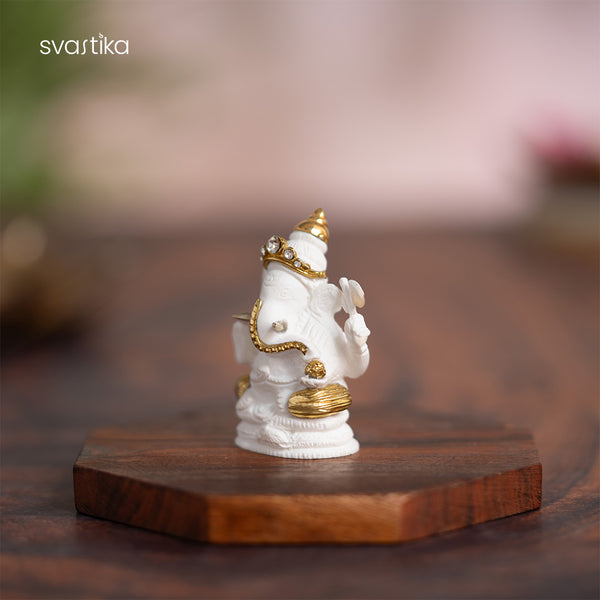  Vighnaharta Idol for Car Dashboard