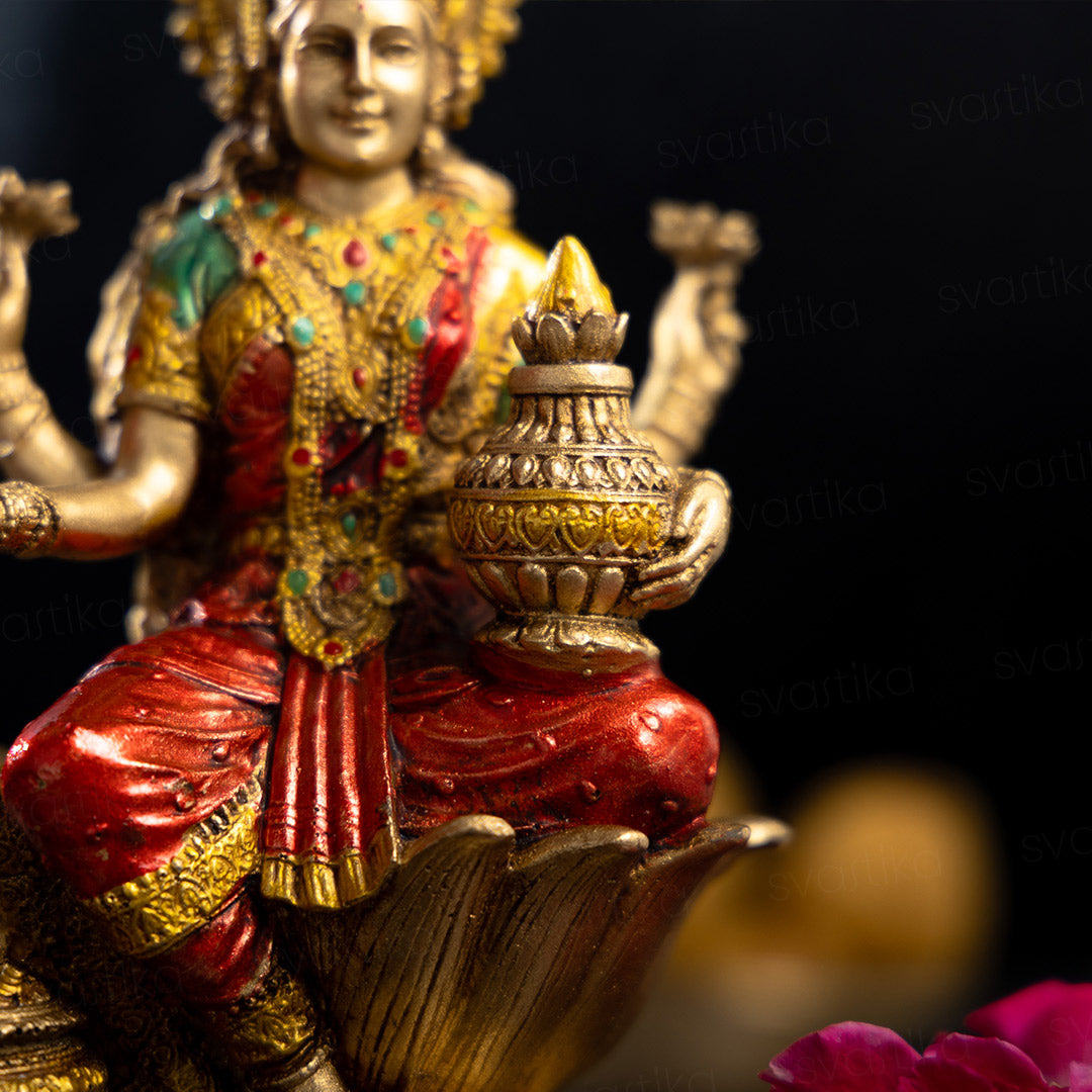 Goddess-Lakshmi-murti-Antique-Finish