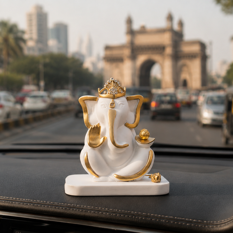 Mukut Ganesh Idol in Divine Grace