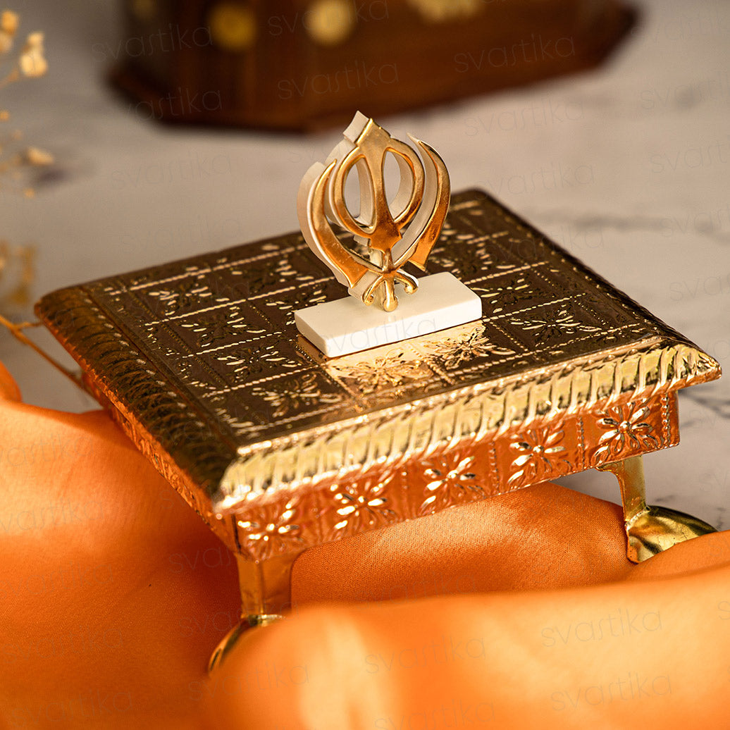 Gold plated Khanda for home decor 