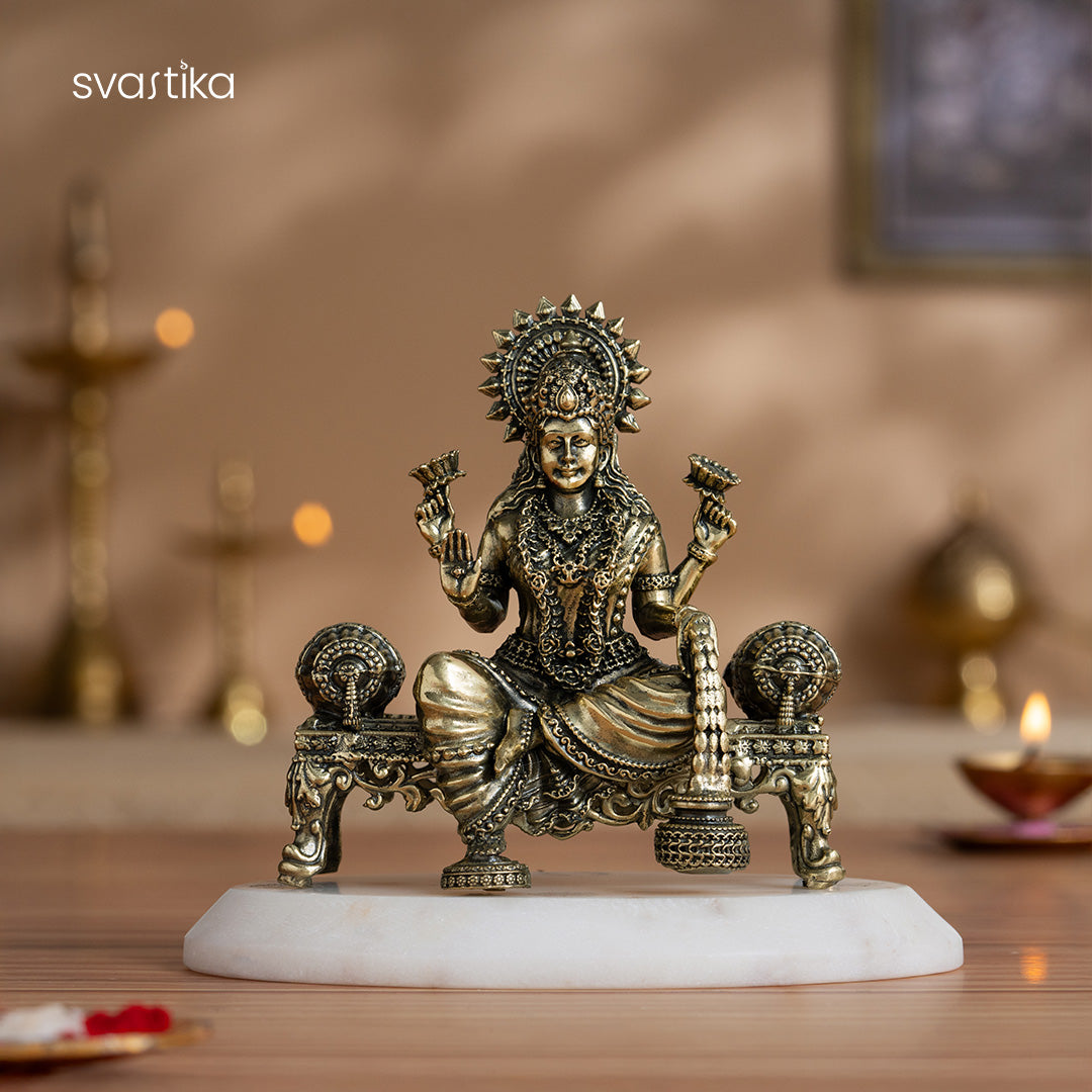 maa lakshmi sitting brass idol