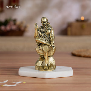 Brass Shirdi Sai Baba Statue for Home (4 Inch)