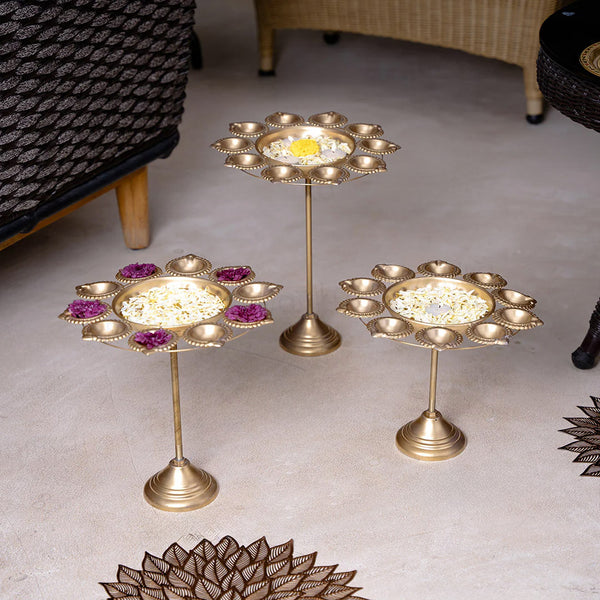 Diya Holder Flower Urli with Stand (Set of 3)